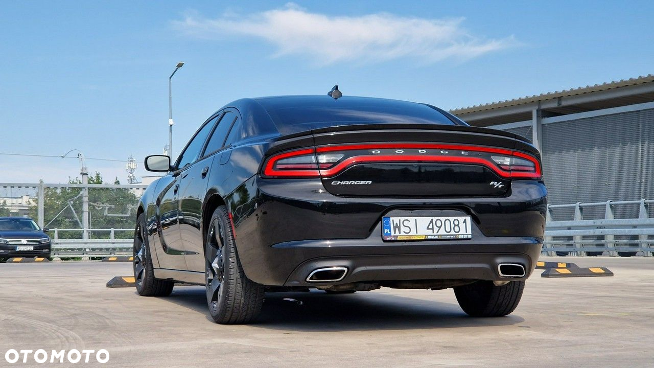 Dodge Charger - 4