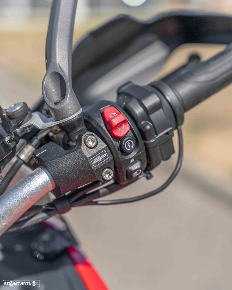 Ducati Multistrada V2 S - 12
