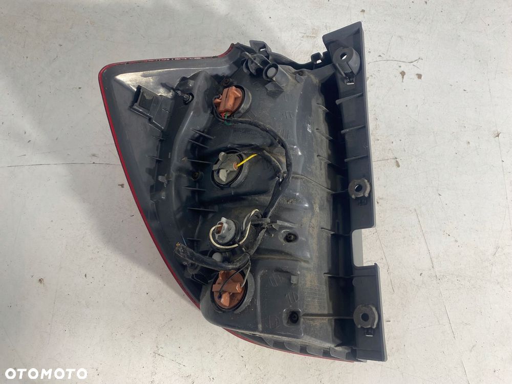 lampa prawy tył prawa tylna kia ceed i kombi sw eu - 7
