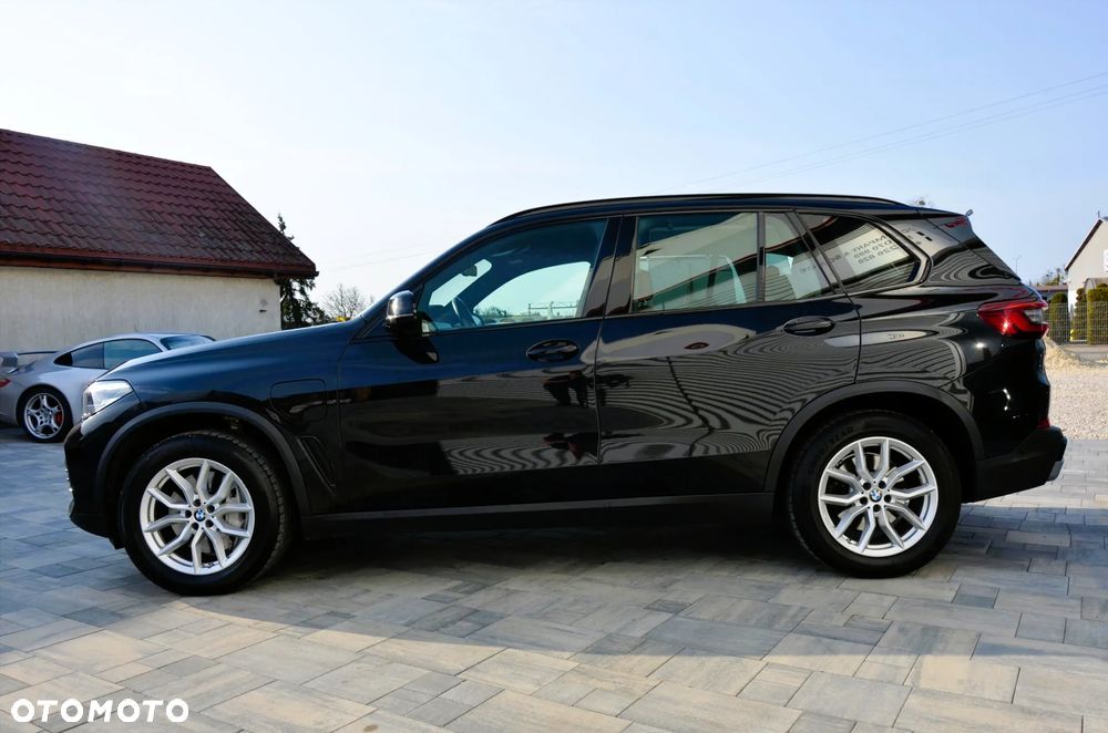 BMW X5 xDrive45e - 12
