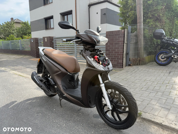 Kymco People