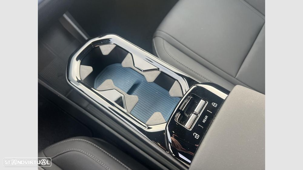 Volvo EX30 69 kWh Single Motor Extended Range Plus - 11