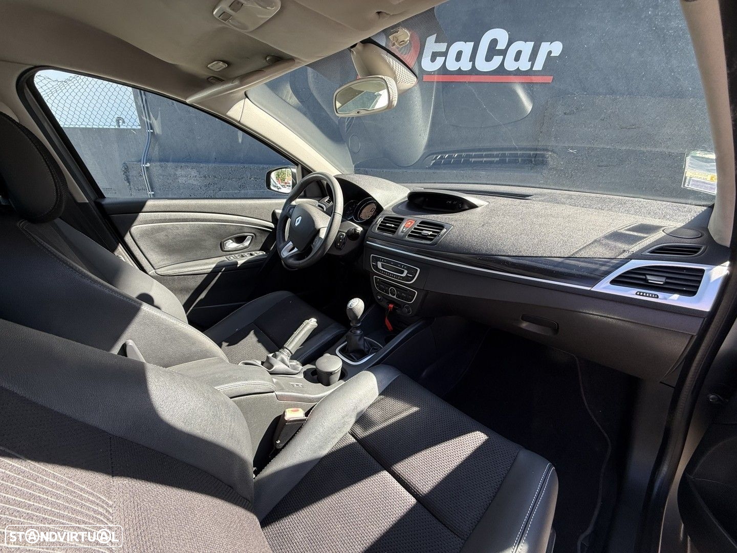 Renault Mégane 1.5 dCi Dynamique - 9