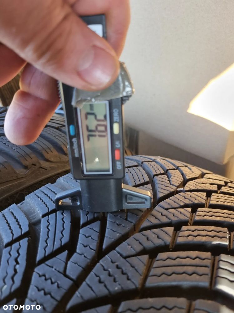 Opony CONTINENTAL WINTER CONTACT TS870 205/55R16 91H 2024r,4x7,6mm super - 8