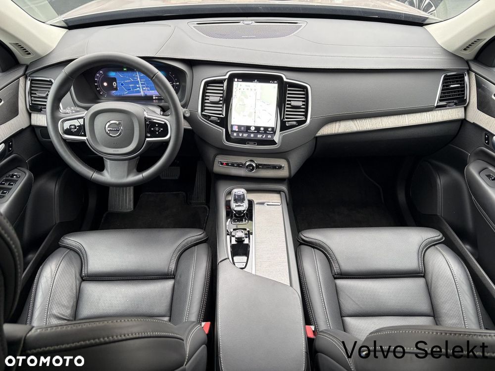 Volvo XC 90 - 21