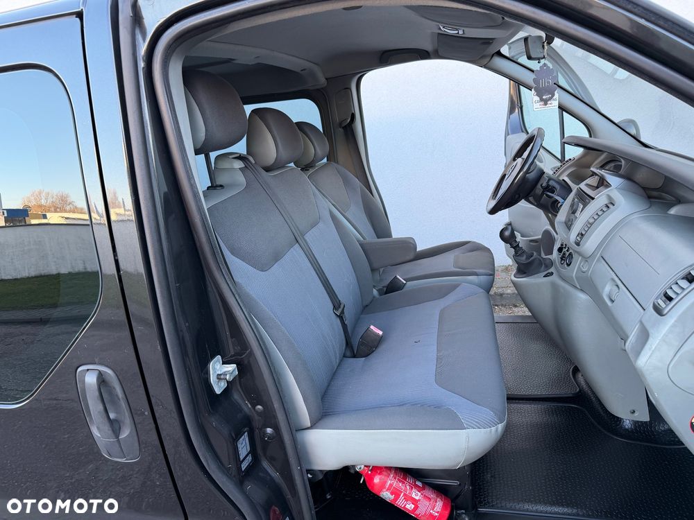 Opel Vivaro LONG - 22