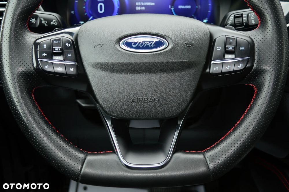 Ford Kuga 2.0 EcoBlue 4x4 ST-LINE - 18