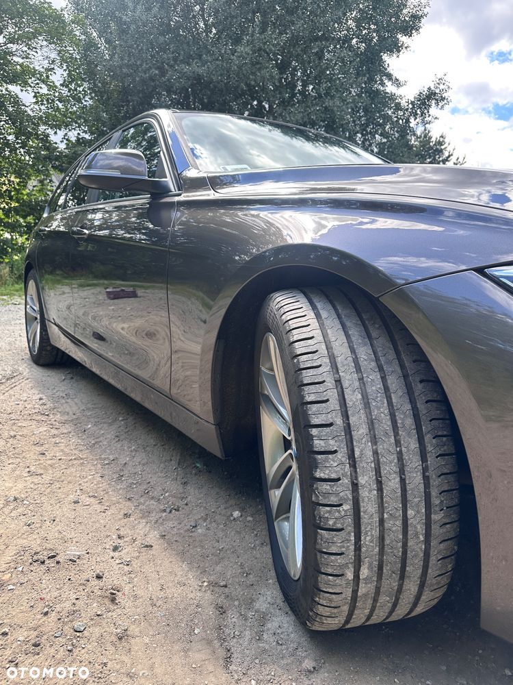 BMW Seria 3 320d - 3