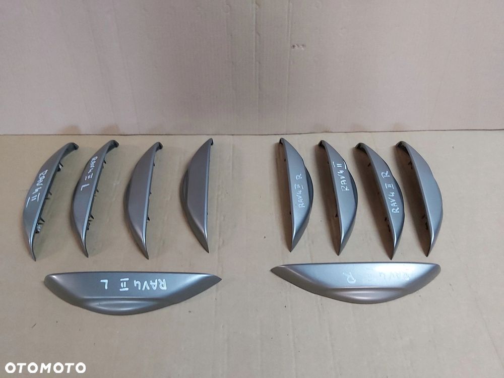 Toyota Rav4 II Ramka radia osłona dekor PRAWA - 2