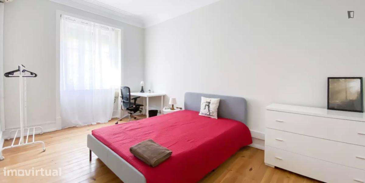 Quarto - localizado em Marquês de Pombal Lisbon - Grande imagem: 2/9