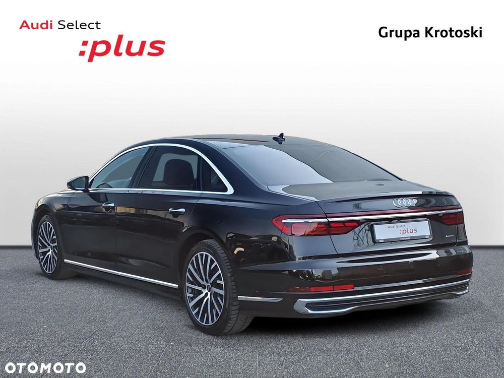 Audi A8 - 5