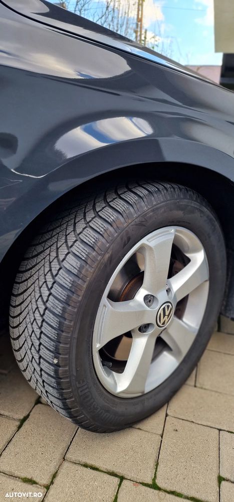 Volkswagen Passat - 23