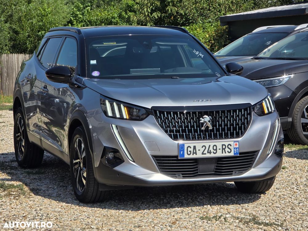 Peugeot 2008 PureTech 130 EAT8 GT - 5