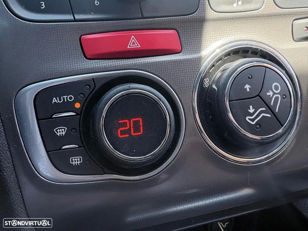 Citroën C4 1.6 BlueHDi Feel EAT6 - 49