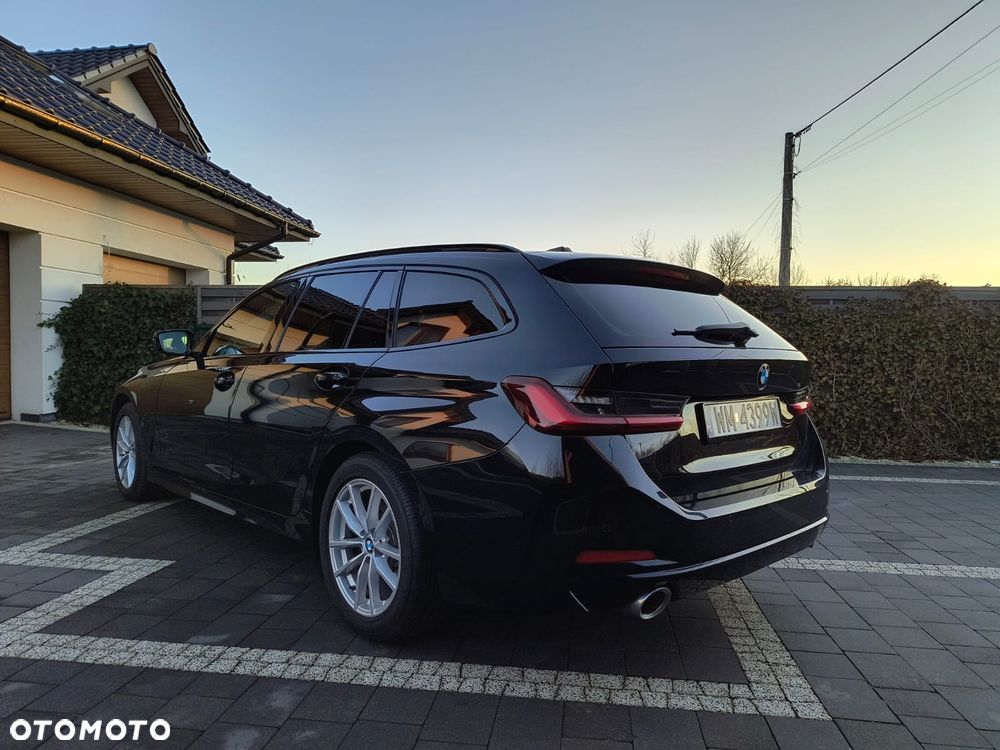 BMW Seria 3 320d xDrive - 2