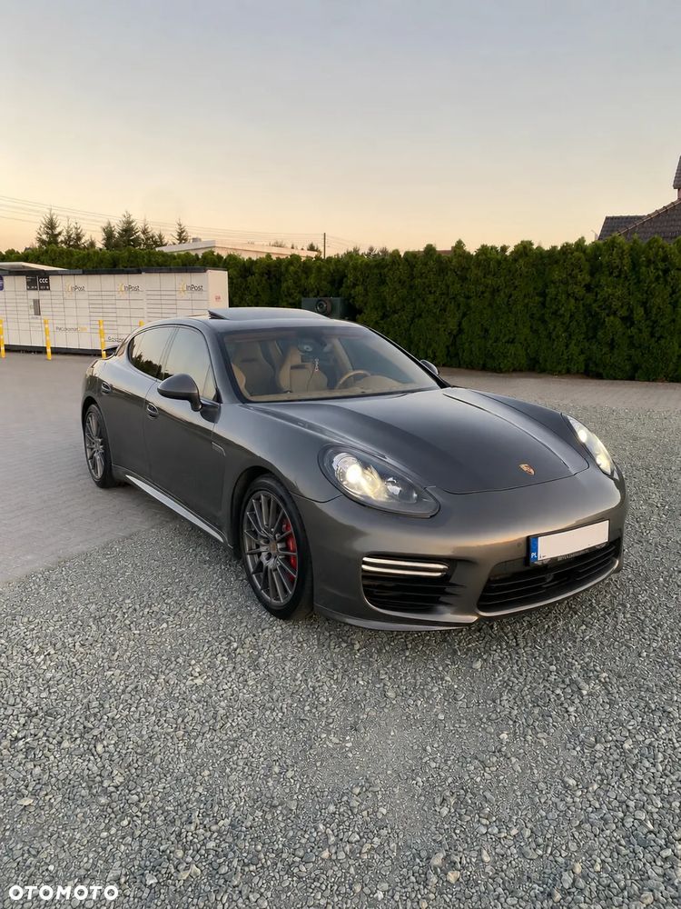 Porsche Panamera GTS - 5