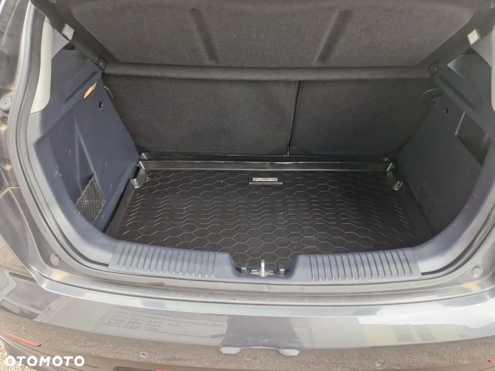 Kia Rio 1.2 L - 25
