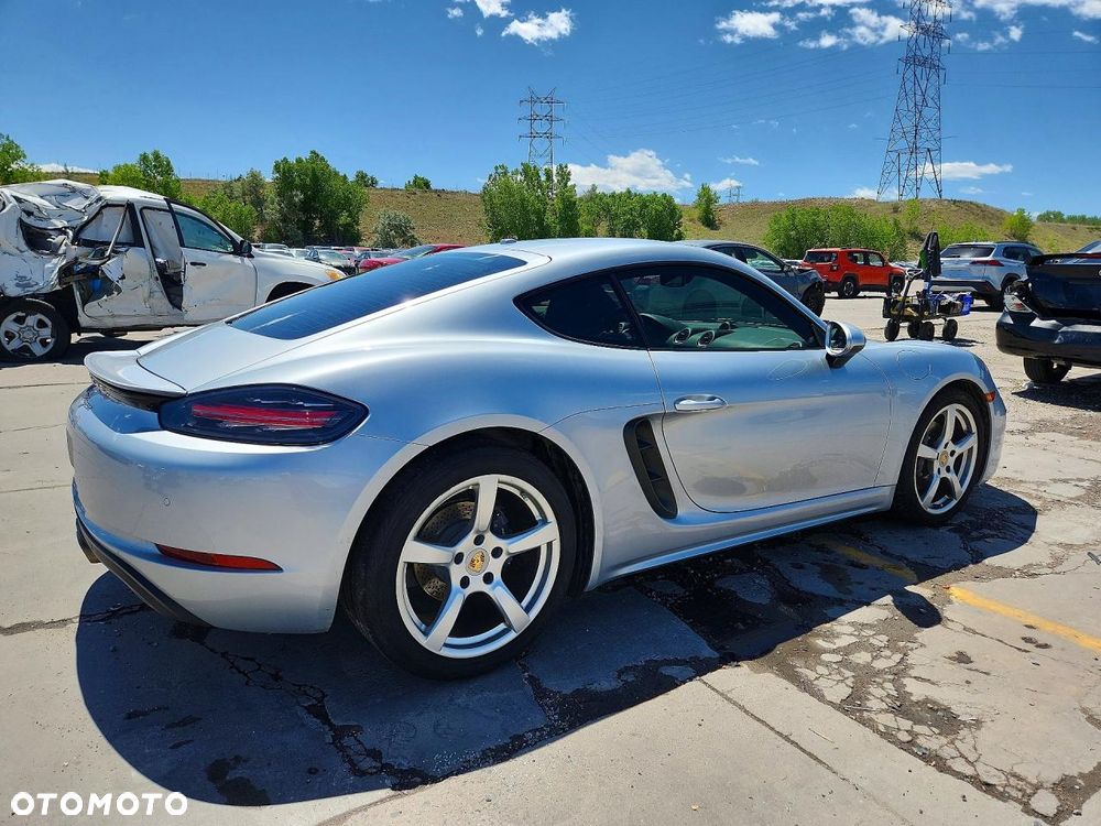 Porsche Cayman - 6