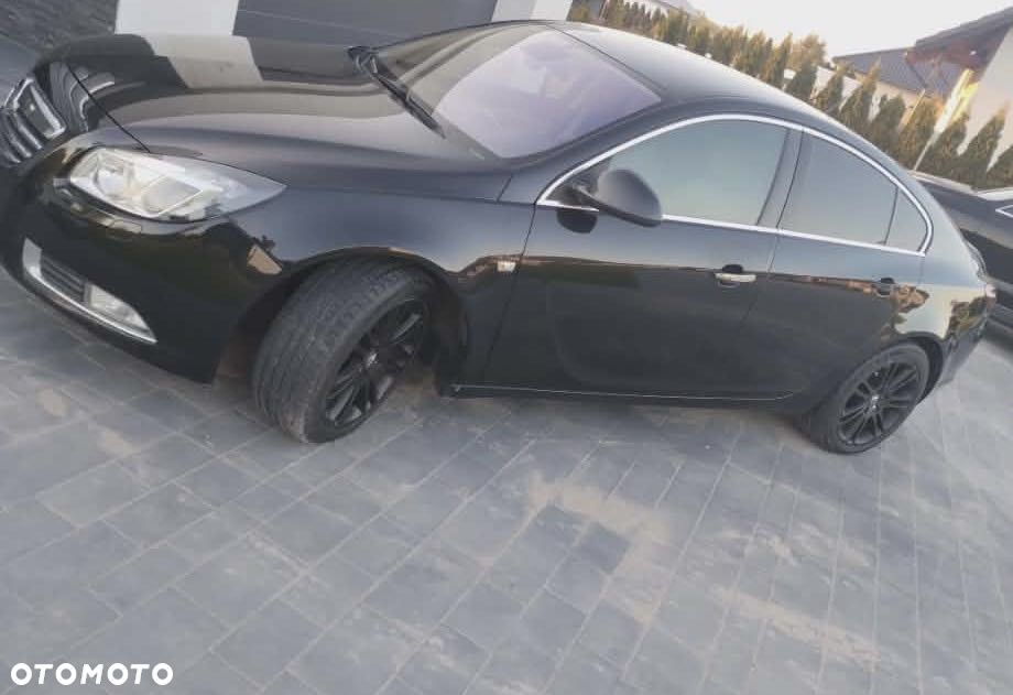 Opel Insignia - 1