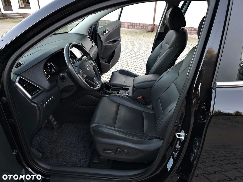 Hyundai Tucson 2.0 CRDI Premium 4WD - 23
