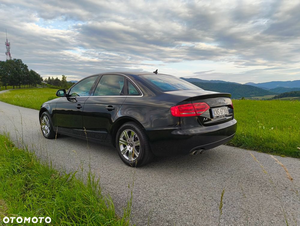 Audi A4 Limousine 2.0 TDI DPF Ambition - 2