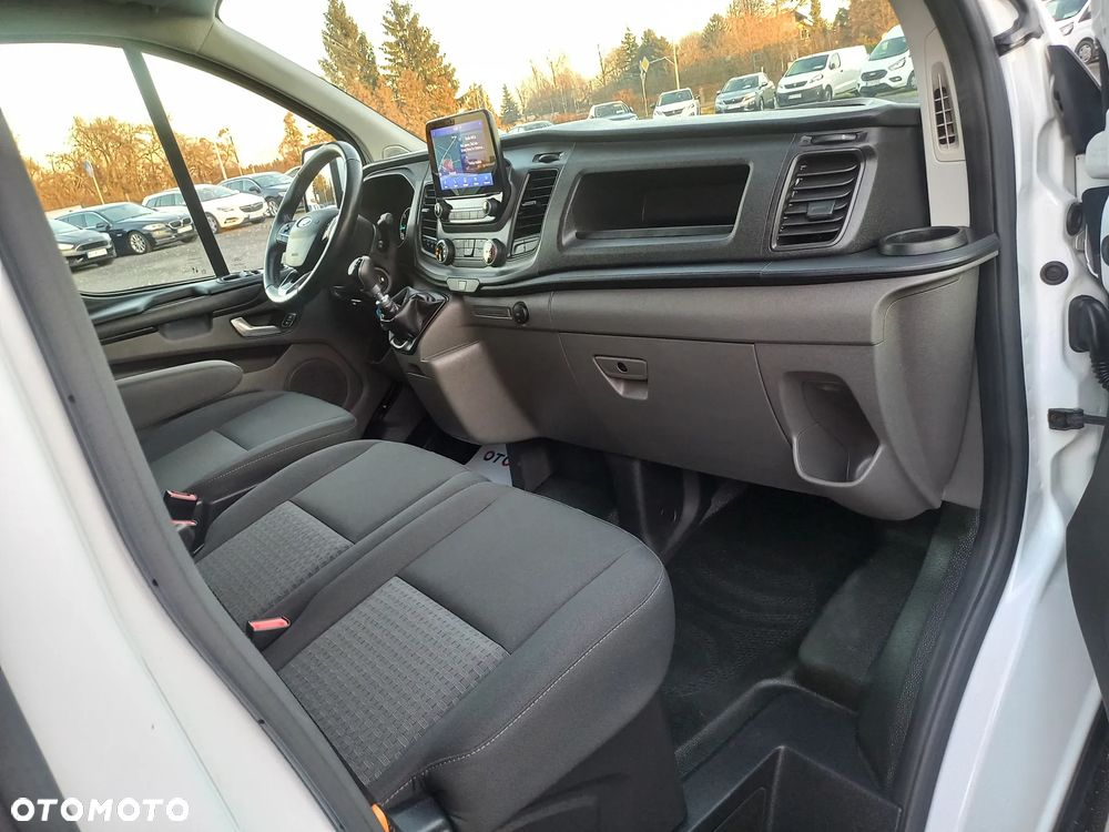 Ford Transit Custom - 19