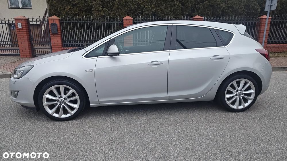 Opel Astra 1.6 Turbo Innovation - 12