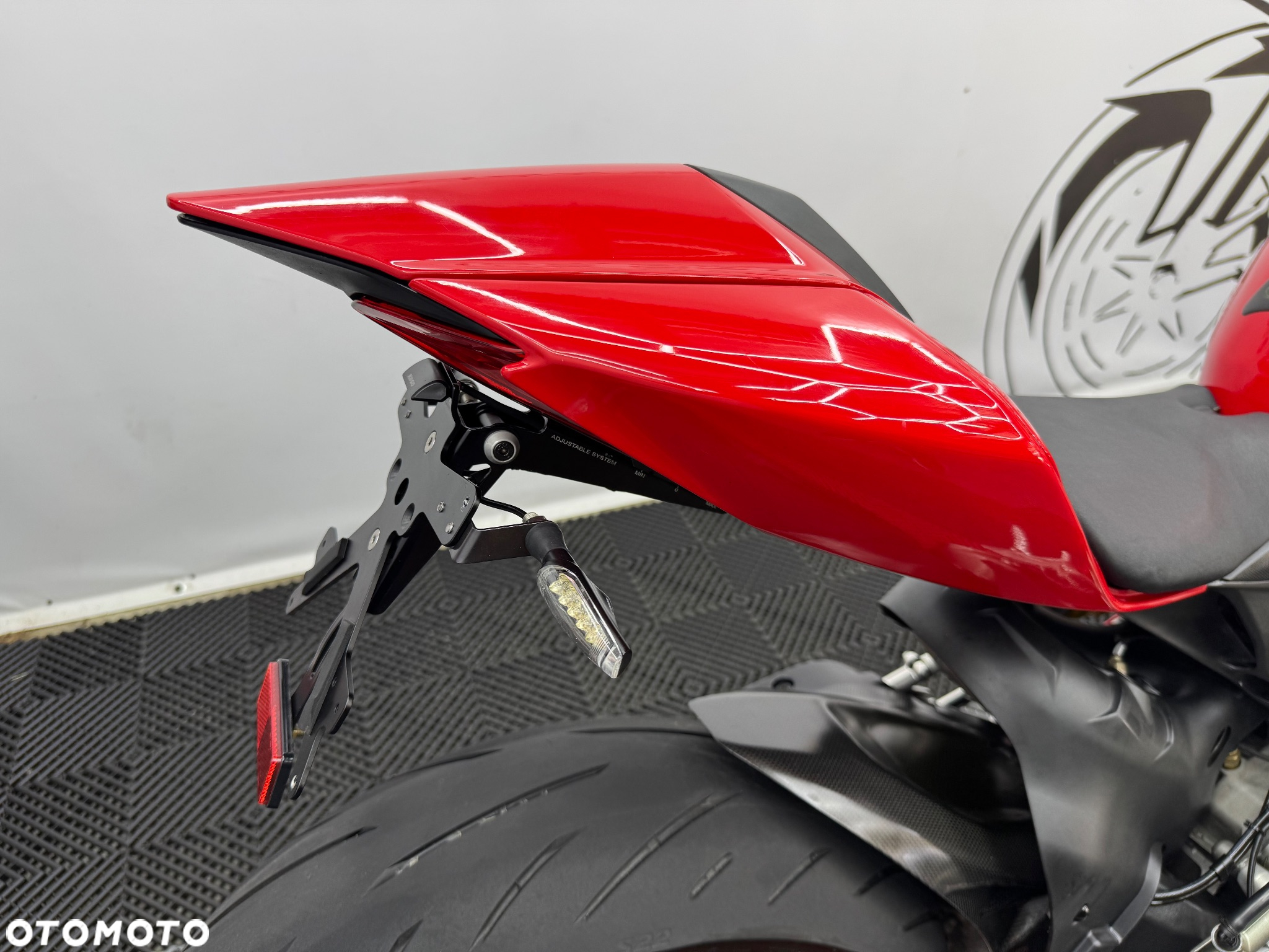 Ducati 1199 Panigale - 37