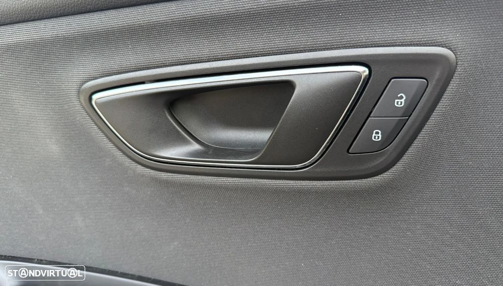 SEAT Leon 1.6 TDI Reference - 13