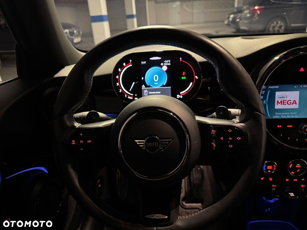 MINI John Cooper Works - 24