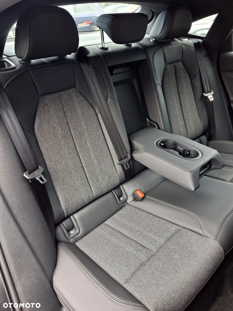Audi Q6 Sportback e-tron - 17