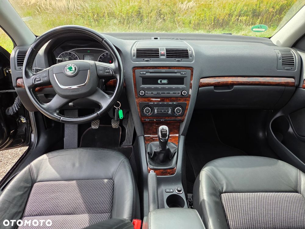 Skoda Octavia 2.0 TDI Ambiente - 14