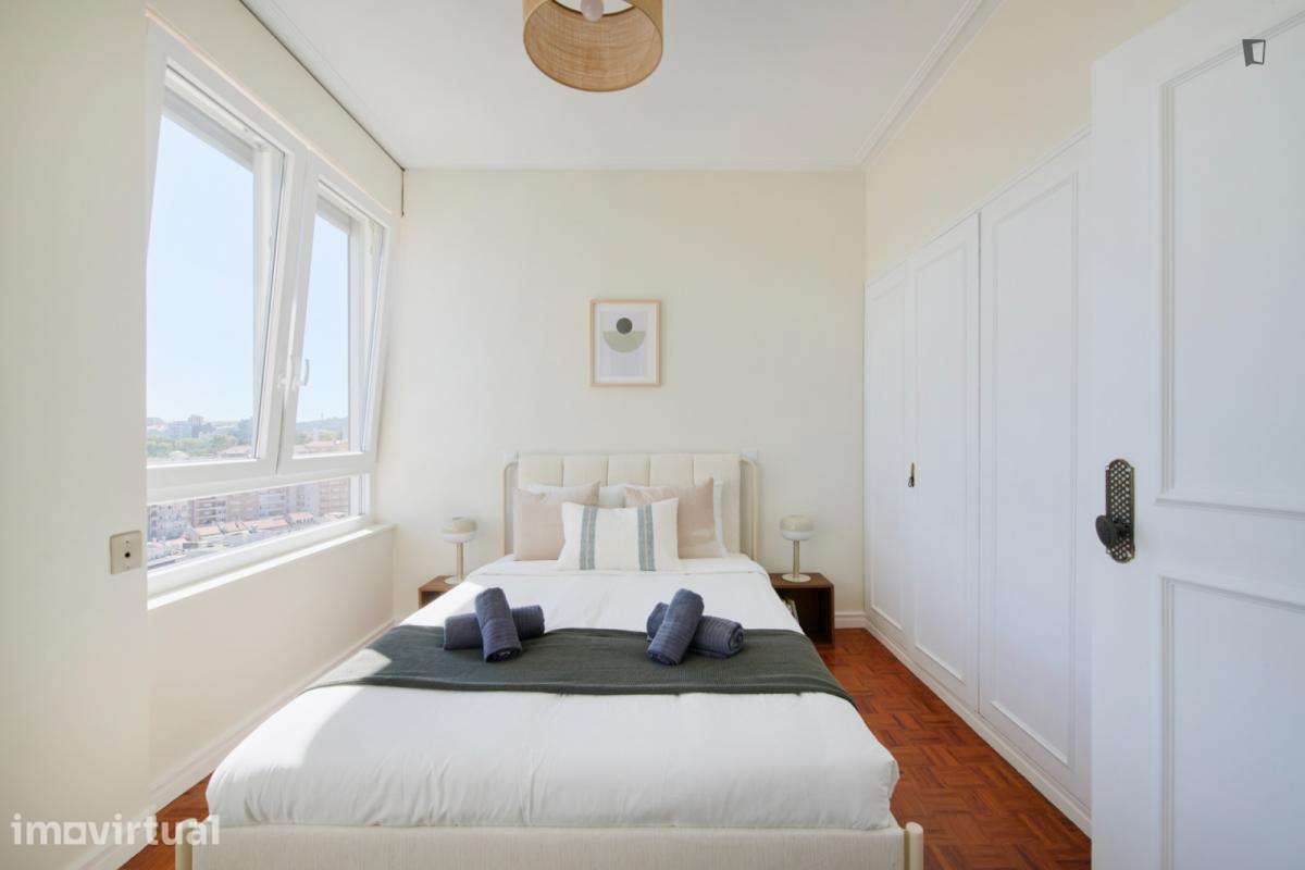 Quarto - localizado em Picoas Lisbon - Grande imagem: 3/60
