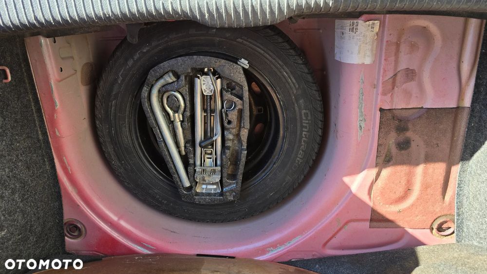 Volkswagen Polo 1.4 TDI DPF Comfortline - 25