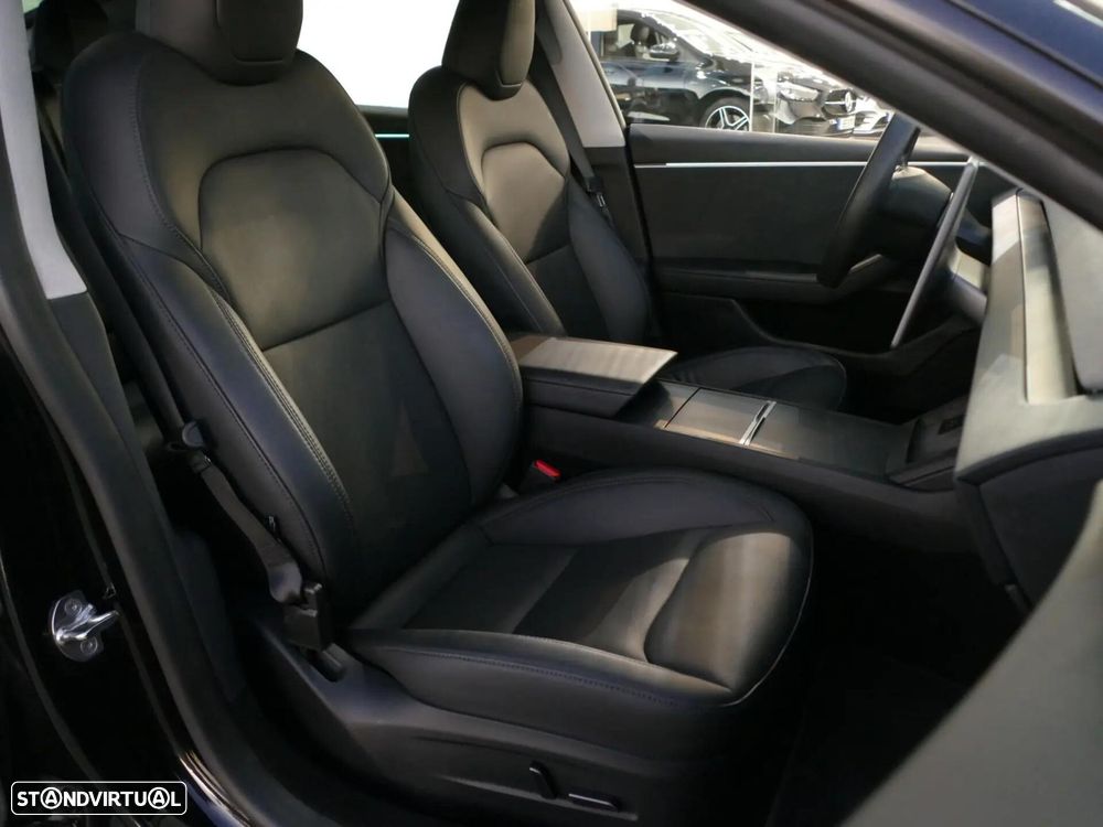 Tesla Model 3 - 26
