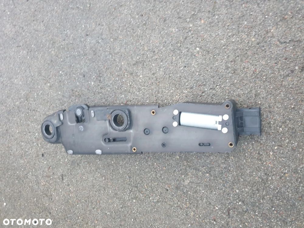 Zamek Klapy Bagażnika Dociąg VW Passat b7 Kombi 3AF827887 - 3