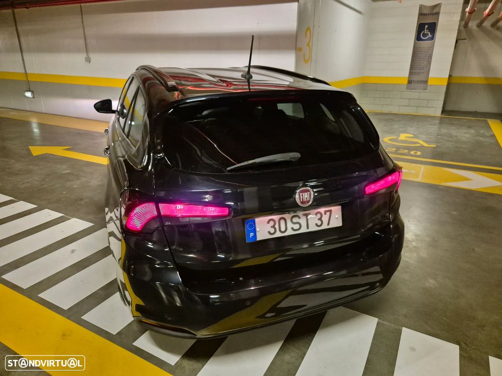 Fiat Tipo Station Wagon 1.3 M-Jet Lounge - 17