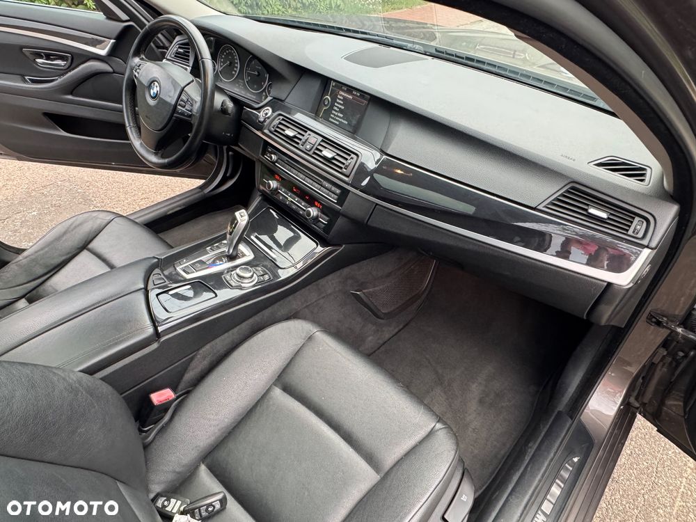 BMW Seria 5 520d Edition Fleet Sport - 18