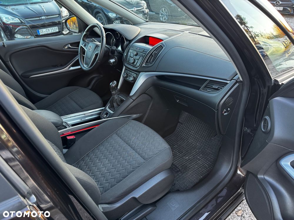 Opel Zafira ver-1-4-t-elite - 24