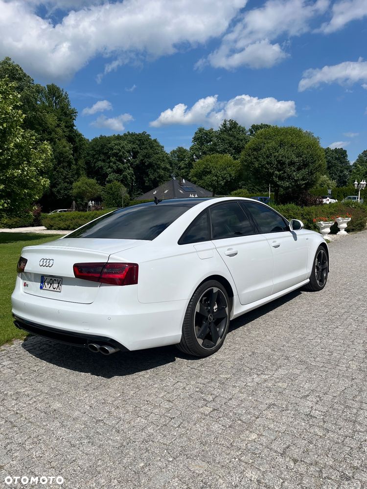 Audi S6 Limousine - 4