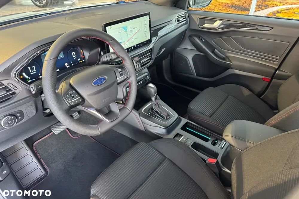 Ford Focus 1.0 EcoBoost mHEV ST-Line X - 14