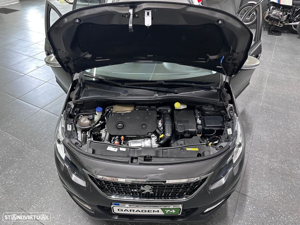 Peugeot 2008 1.5 BlueHDi Allure - 9