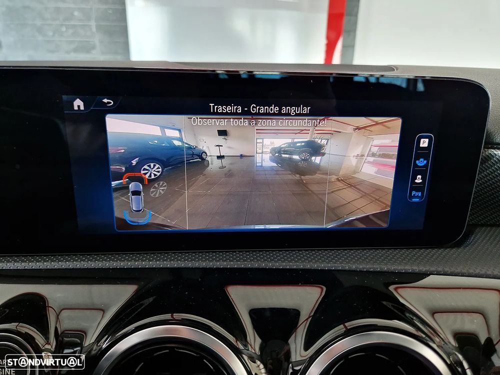 Mercedes-Benz A 250 e - 44