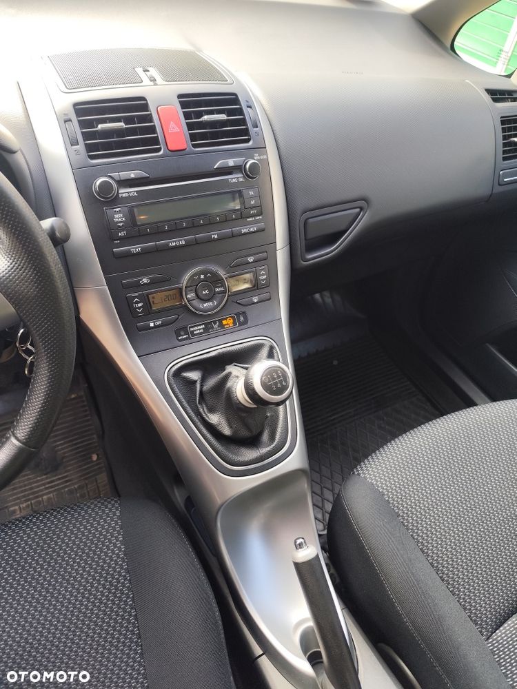 Toyota Auris - 6