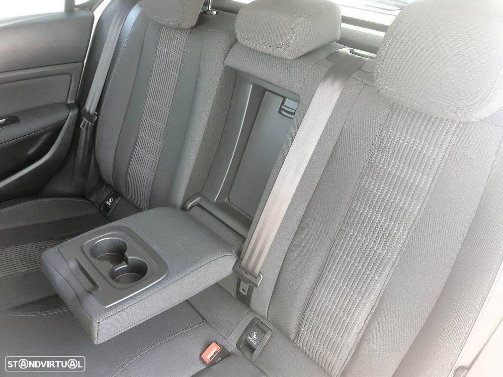Peugeot 308 1.6 BlueHDi Allure J17 - 42