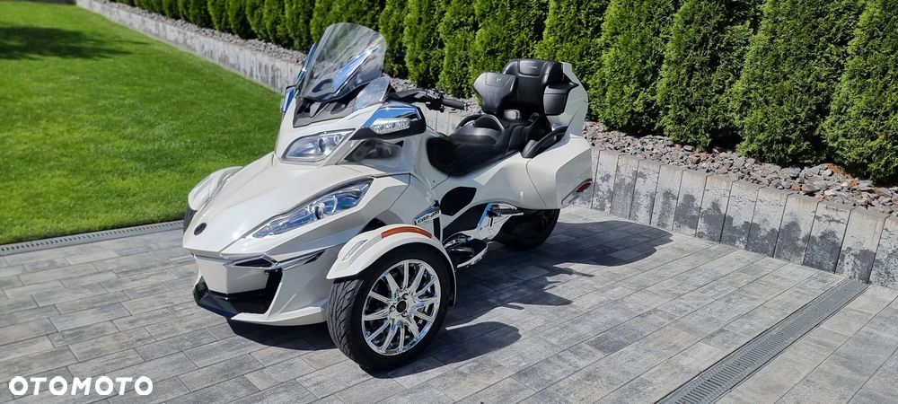 Can-Am Spyder - 1