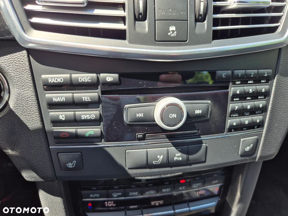 Mercedes-Benz Klasa E 300 BLUETEC 7G-TRONIC Avantgarde DPF - 14