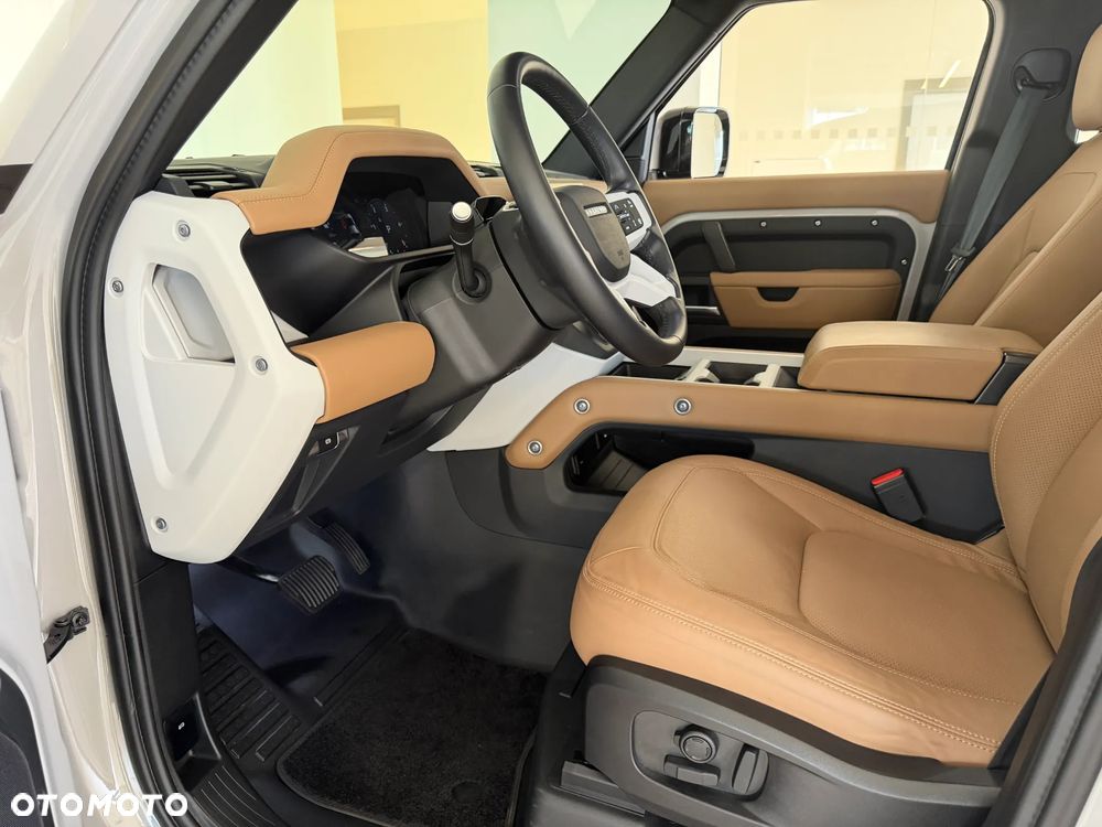 Land Rover Defender 3.0 D350 mHEV X-Dynamic HSE - 8