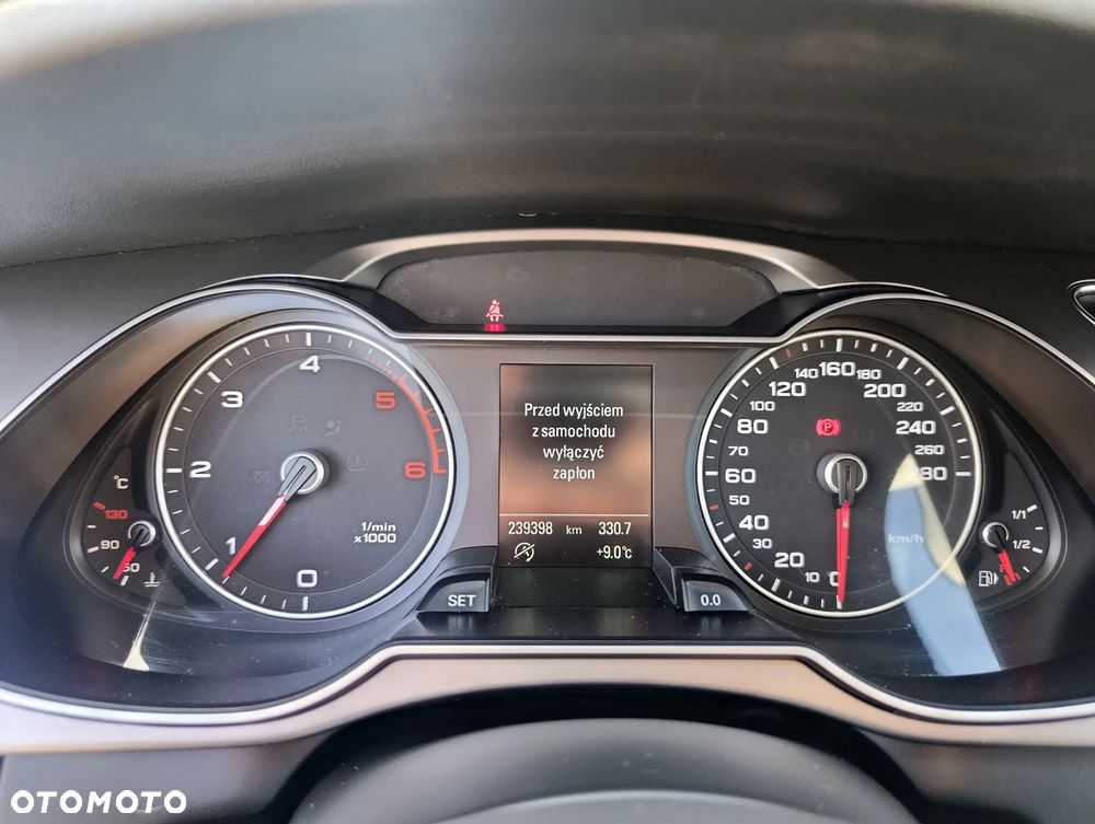 Audi A4 Avant 2.0 TDI DPF Ambition - 24