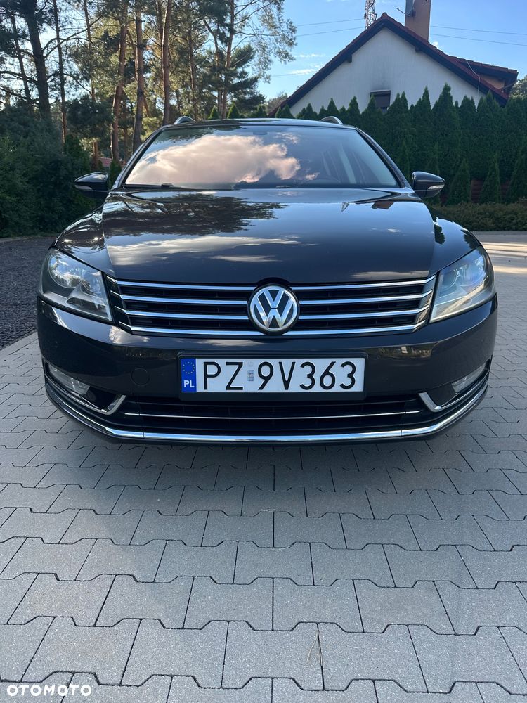 Volkswagen Passat 2.0 TDI Highline DSG - 2